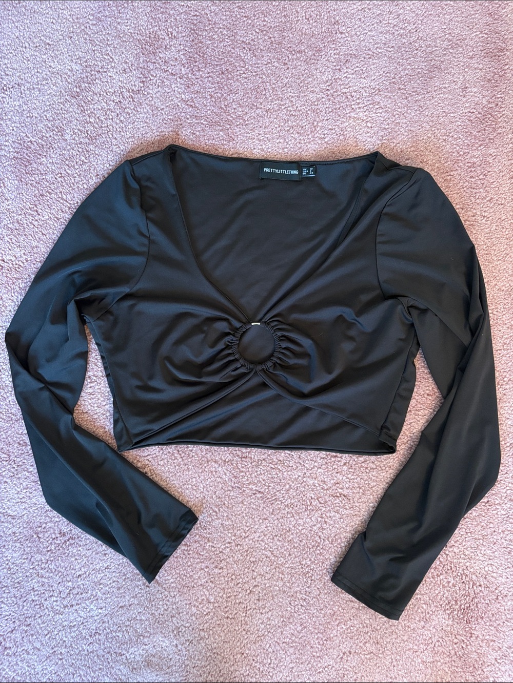 PrettyLittleThing Black Ring-Detail Long Sleeve Crop Top Size 8